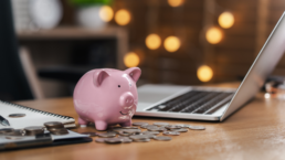 Top Alternative Investing Platforms in 2026Â
