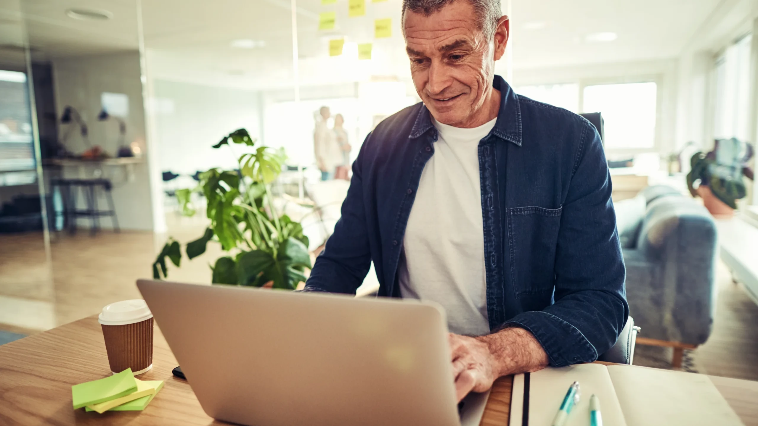 Key Tax Benefits of a Solo 401(k) in 2026: Contribution Limits, Roth, and Deductions